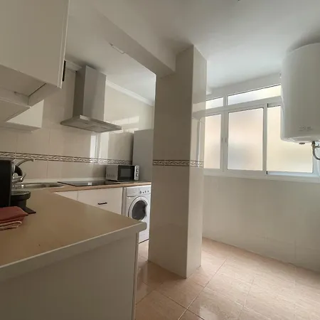 Calu Homes A 5 Minutos De La Estacion Del Tren Apartment *